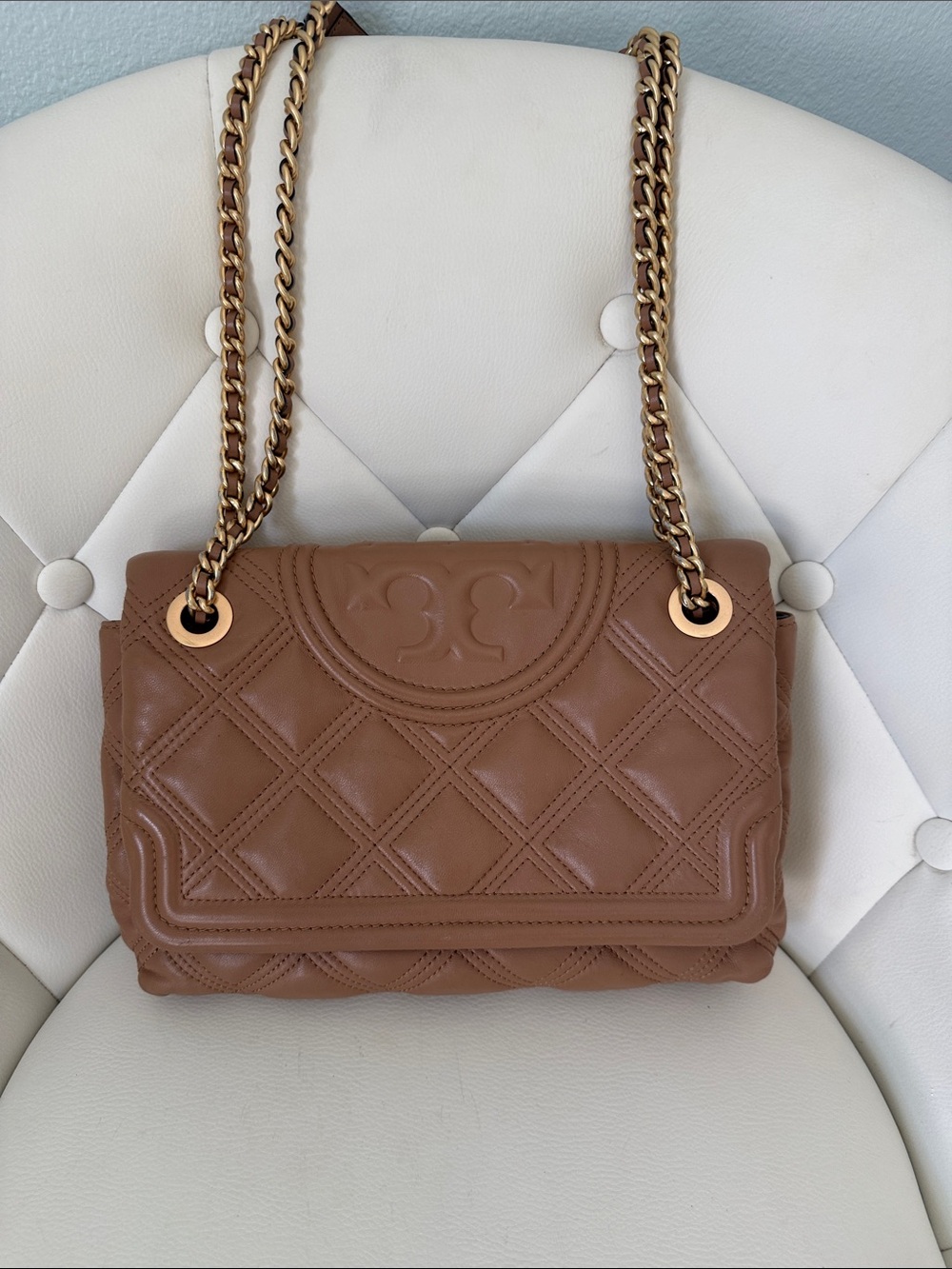 Tory Burch Fleming Soft Leather Convertible Shoulder Bag Warm Tan Gold Chain - Picture 3 of 17